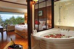 007-aonang-villa-honeymoon-suite.jpg