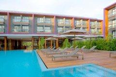 13-Holiday-Inn-Express-Phuket.jpg