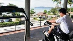 006-holiday-inn-krabi-ao-nang-beach-fitness.jpg