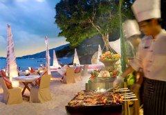 013-renaissance-samui-Beachside-Barbeque-Dinner.jpg